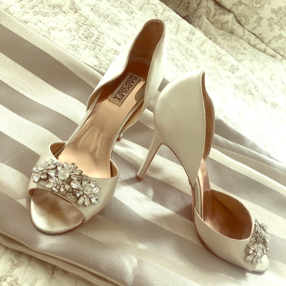 Badgley Mischka heels - Picture 1 of 4